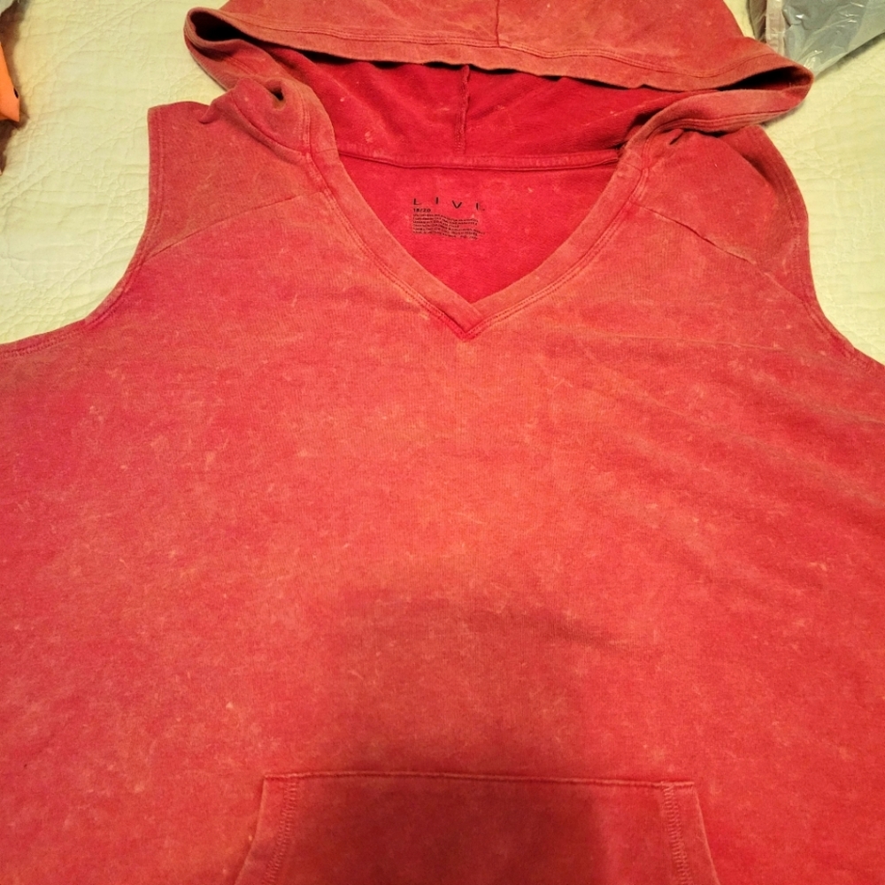Lane Bryant Livi active wear sleeveless hoodie
